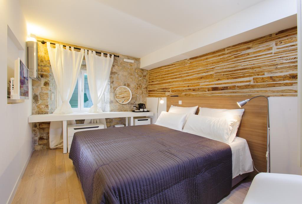 Grgur Ninski Rooms Split Rum bild