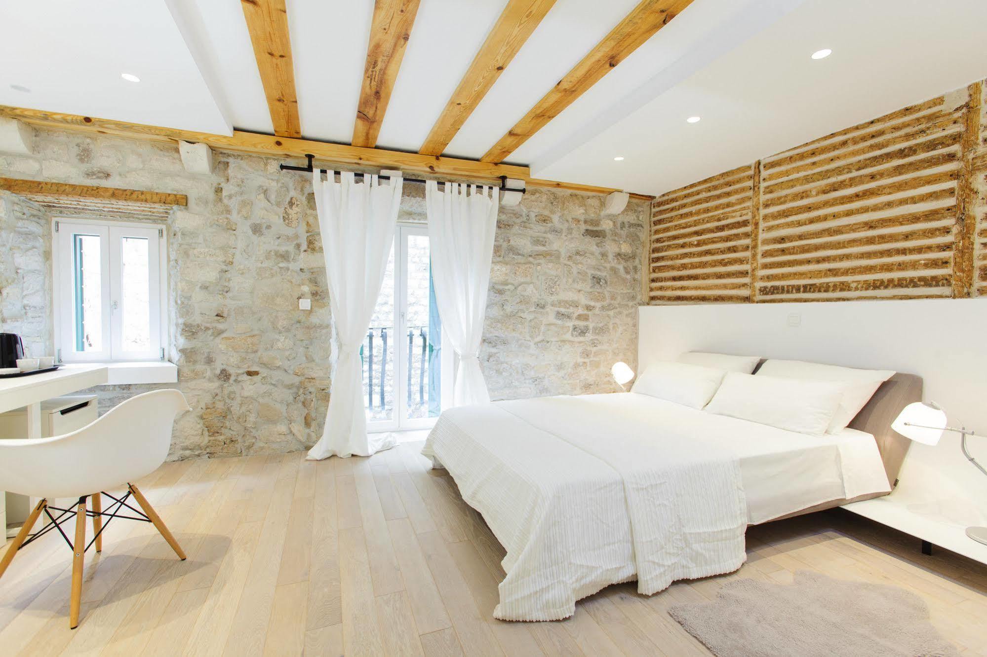 Grgur Ninski Rooms Split Exteriör bild