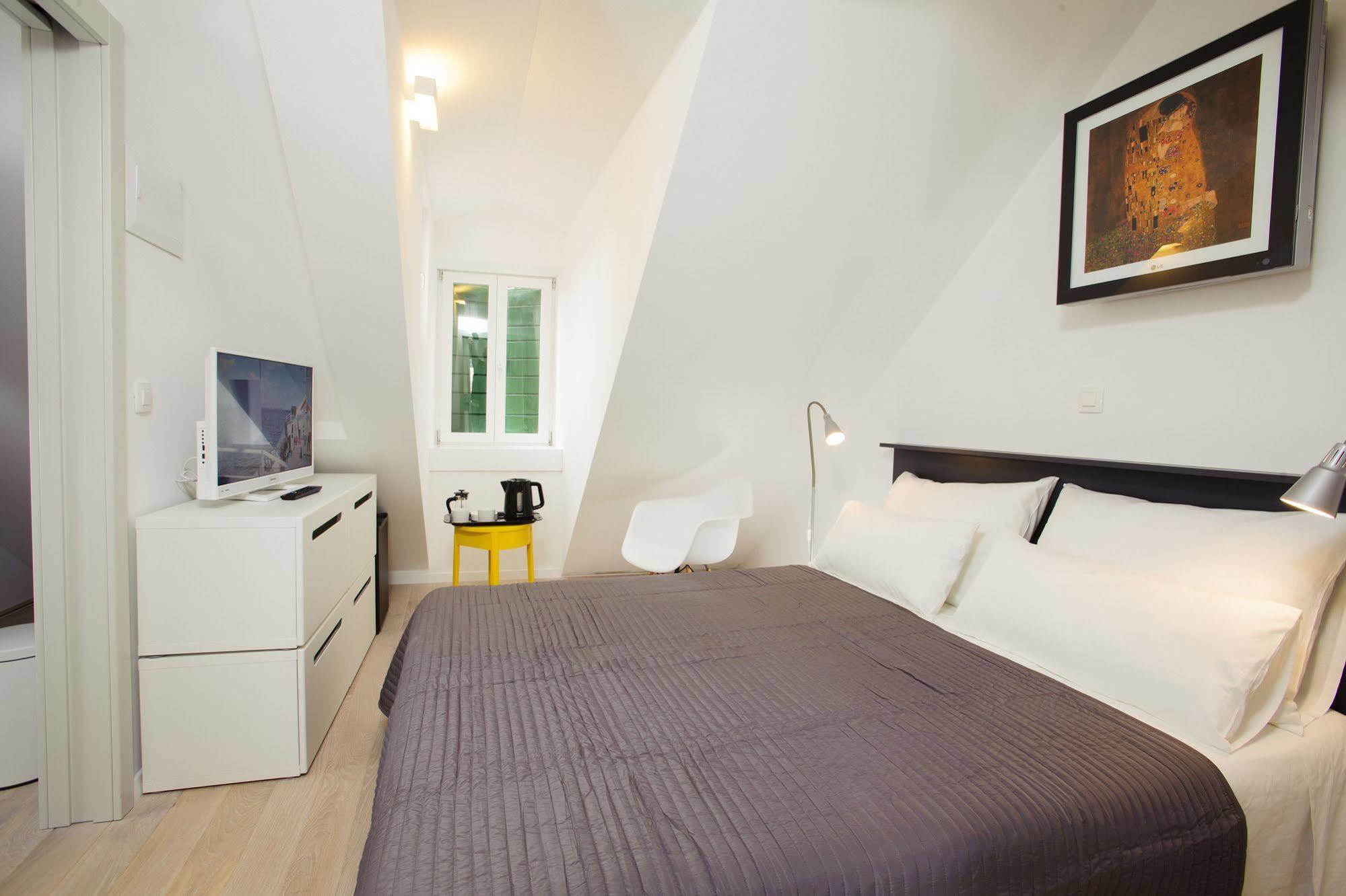 Grgur Ninski Rooms Split Exteriör bild